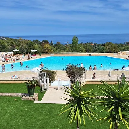 Cap Soleil J4 Appt 124 *